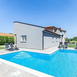 Toni & Julija , Porec Croazia